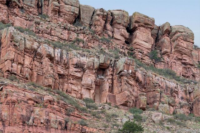 6 Eagle Nest Lane, Lyons, CO 80540