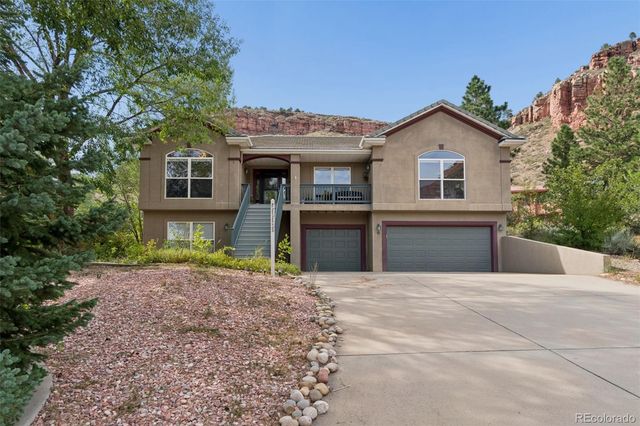 6 Eagle Nest Lane, Lyons, CO 80540