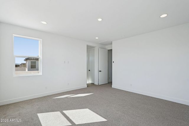 7945 W Griswold Road, Peoria, AZ 85345