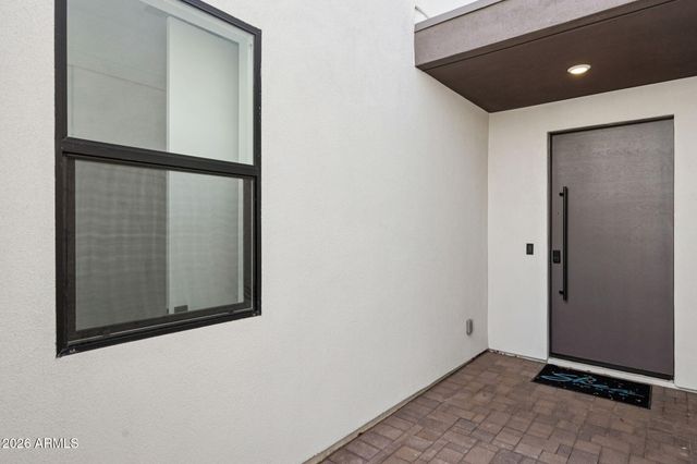 7945 W Griswold Road, Peoria, AZ 85345