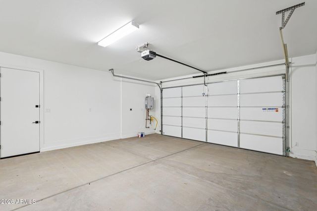 7945 W Griswold Road, Peoria, AZ 85345