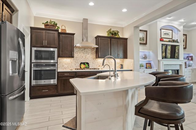 2335 E Page Mill Drive, Green Valley, AZ 85614