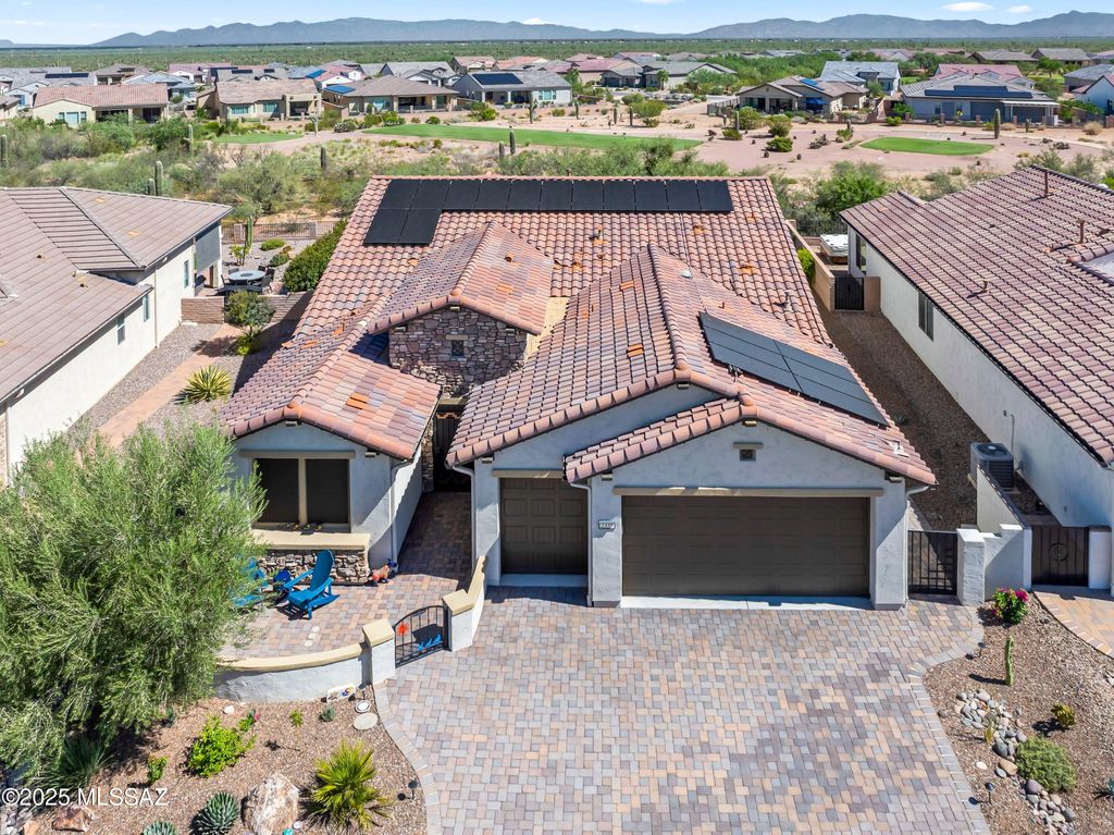 2335 E Page Mill Drive, Green Valley, AZ 85614