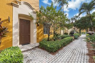 9105 Yuba LN # 7902, Naples, FL 34113