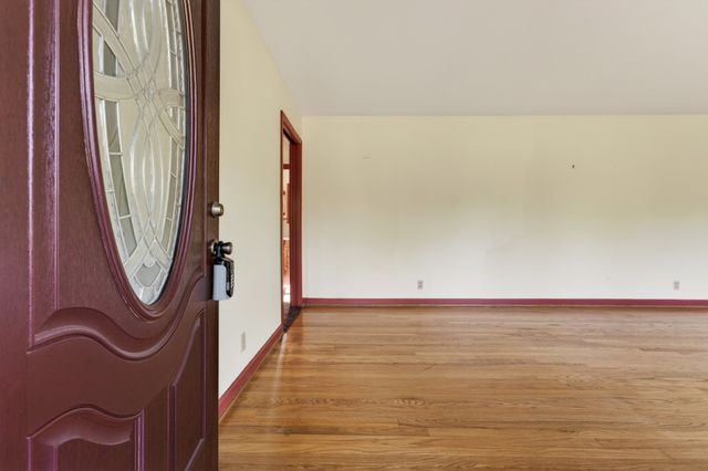 410 Sherwood Dr, Clarksville, TN 37043