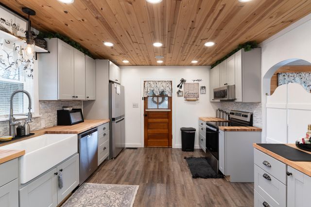 563 Visalia Road, Alexandria, KY 41001