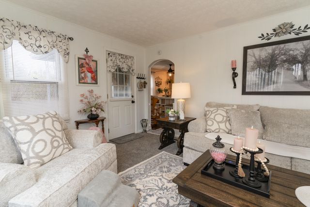 563 Visalia Road, Alexandria, KY 41001