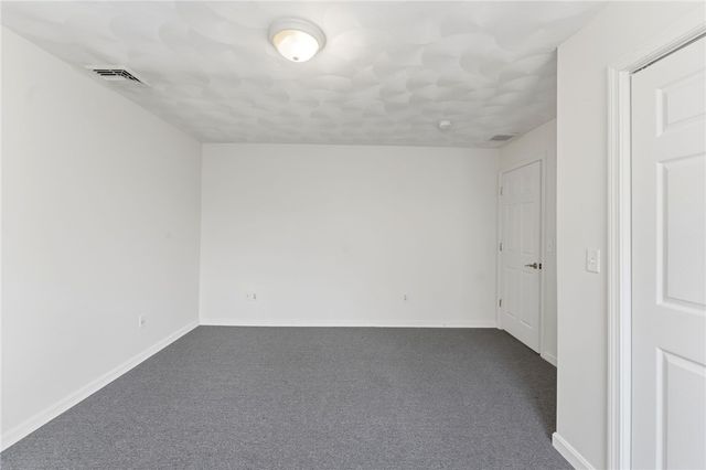 87 North Bend Street 8, Pawtucket, RI 02860