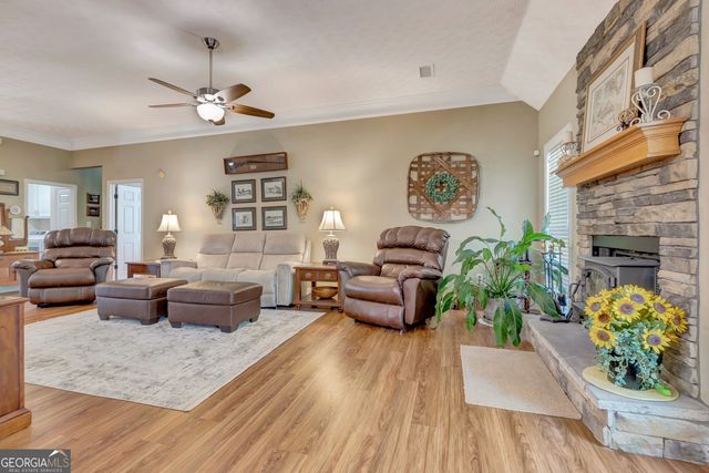 1040 Bob Smith Road, Sharpsburg, GA 30277