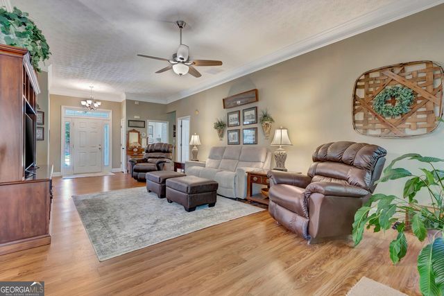 1040 Bob Smith Road, Sharpsburg, GA 30277