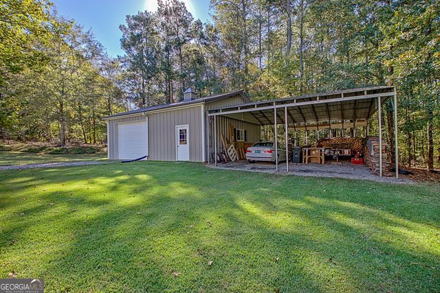 1040 Bob Smith Road, Sharpsburg, GA 30277