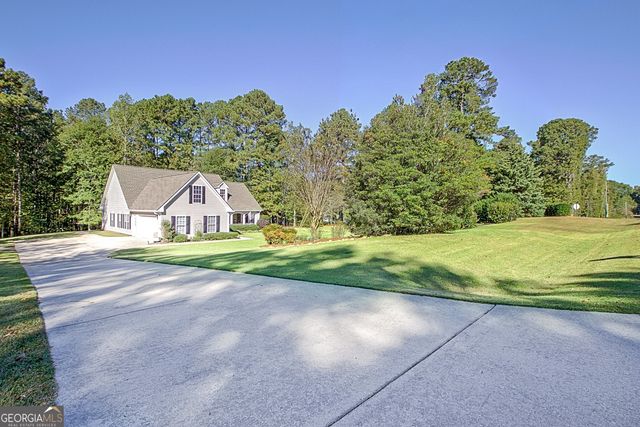 1040 Bob Smith Road, Sharpsburg, GA 30277