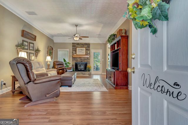 1040 Bob Smith Road, Sharpsburg, GA 30277