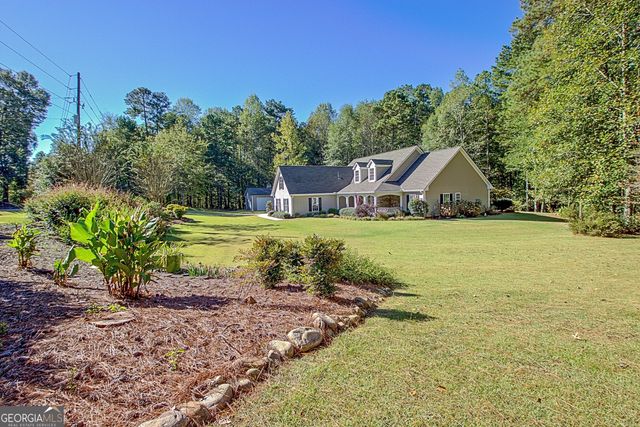 1040 Bob Smith Road, Sharpsburg, GA 30277