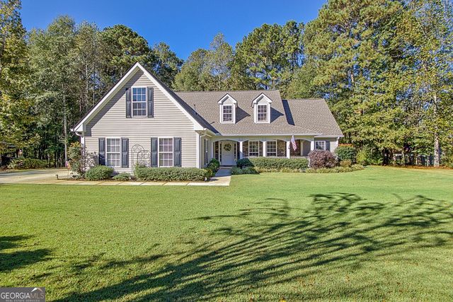 1040 Bob Smith Road, Sharpsburg, GA 30277