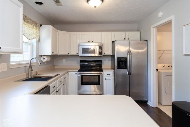 707 Wind Song Trail, Mooresville, IN 46158