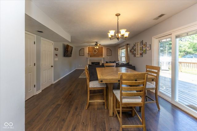 707 Wind Song Trail, Mooresville, IN 46158
