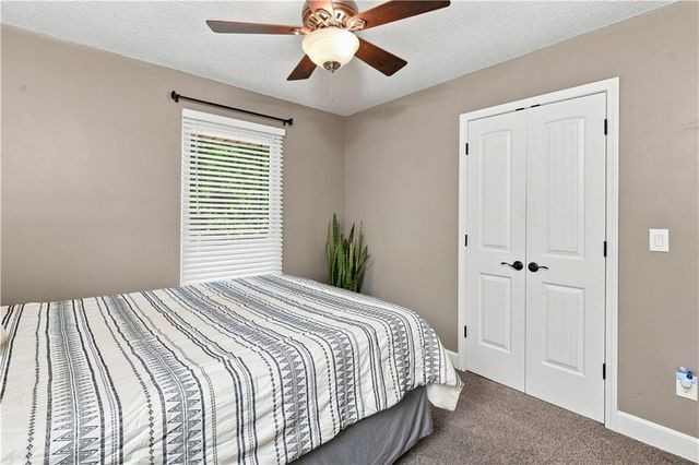 411 SE Claremont Street, Lee's Summit, MO 64063