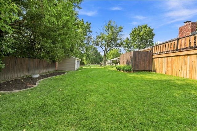 411 SE Claremont Street, Lee's Summit, MO 64063