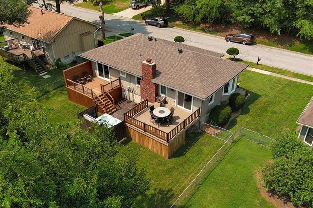 411 SE Claremont Street, Lee's Summit, MO 64063