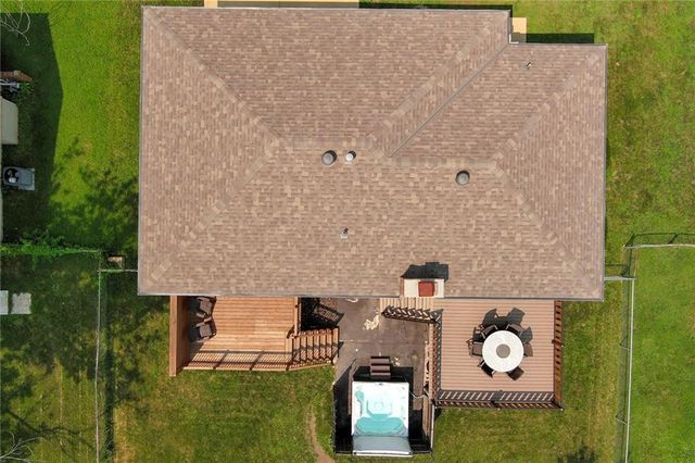 411 SE Claremont Street, Lee's Summit, MO 64063