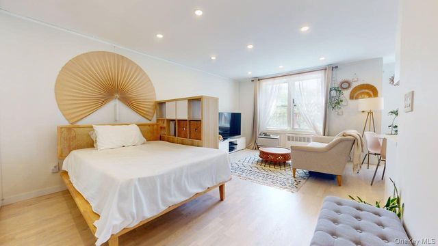 68-15 Selfridge Street 3D, Forest Hills, NY 11375