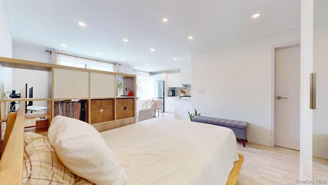 68-15 Selfridge Street 3D, Forest Hills, NY 11375