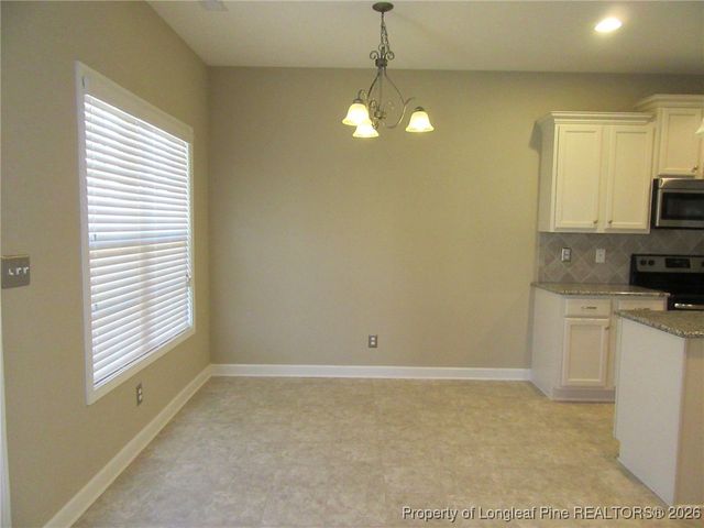 2142 Yates Ranch Road, Hope Mills, NC 28348