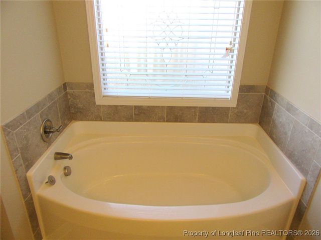 2142 Yates Ranch Road, Hope Mills, NC 28348