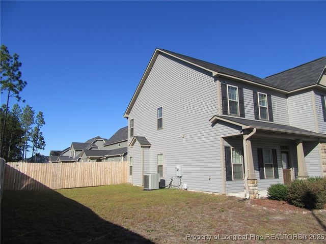 2142 Yates Ranch Road, Hope Mills, NC 28348