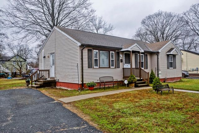 93 Pendleton Ave, Springfield, MA 01109