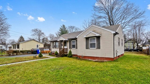93 Pendleton Ave, Springfield, MA 01109
