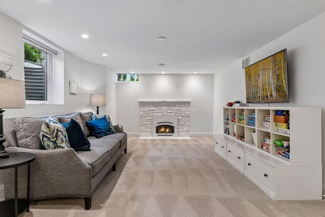 5412 Kellogg Avenue, Edina, MN 55424