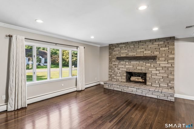 41 Federal Road, Shelton, CT 06484