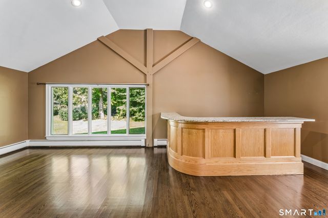 41 Federal Road, Shelton, CT 06484