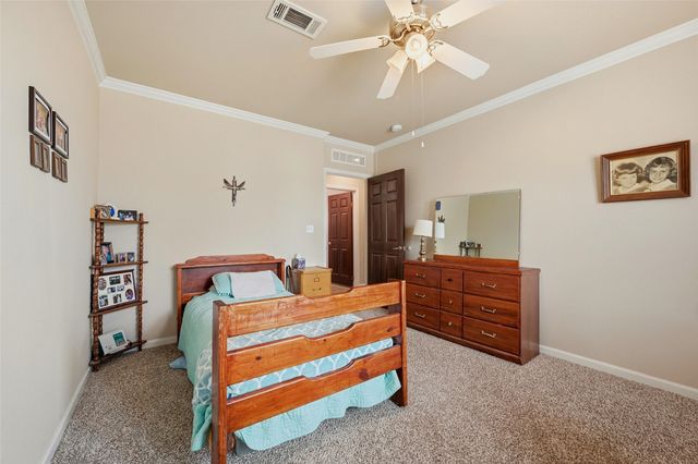 211 Cannon Lane, Knollwood, TX 75092