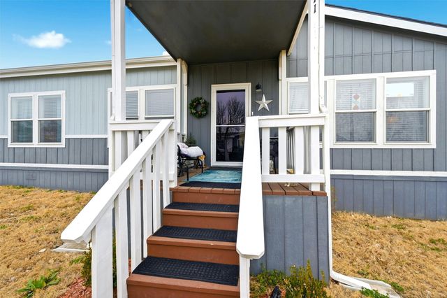 211 Cannon Lane, Knollwood, TX 75092