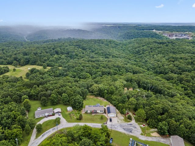 370 Jacobs Ridge Road, Reeds Spring, MO 65737
