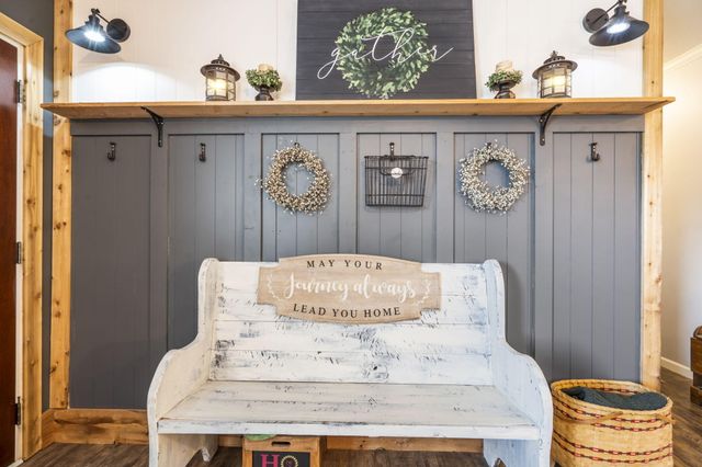 370 Jacobs Ridge Road, Reeds Spring, MO 65737