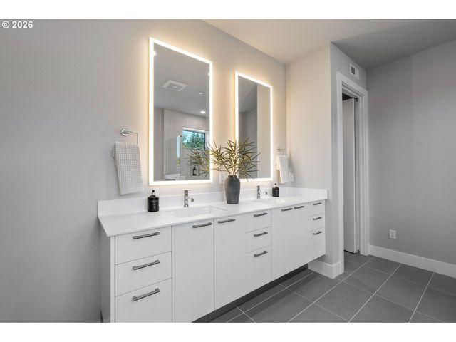 5770 P St, Washougal, WA 98671