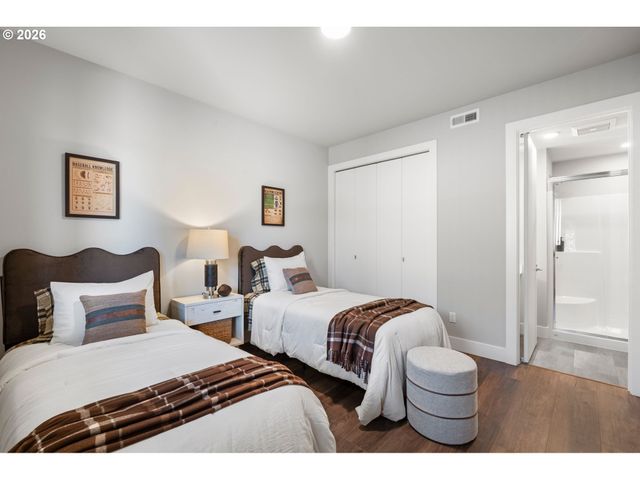 5770 P St, Washougal, WA 98671