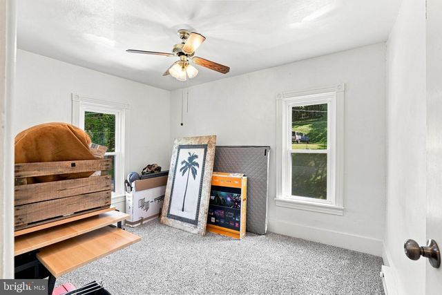 1883 CRALEY RD, Windsor, PA 17366