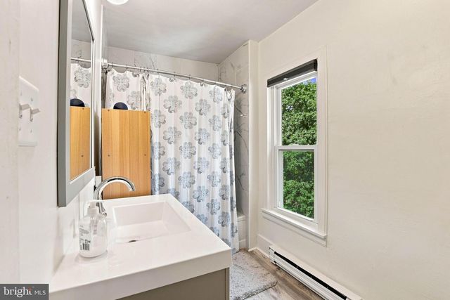 1883 CRALEY RD, Windsor, PA 17366