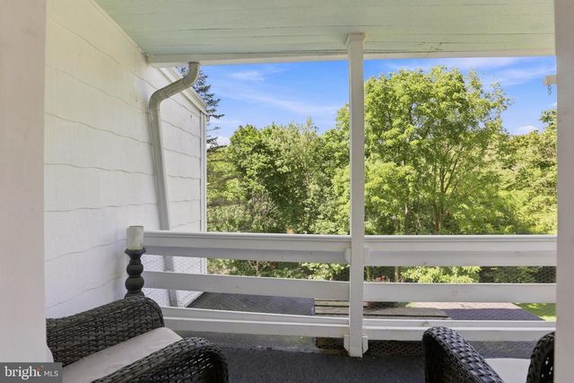 1883 CRALEY RD, Windsor, PA 17366