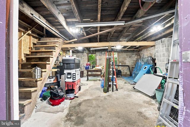 1883 CRALEY RD, Windsor, PA 17366