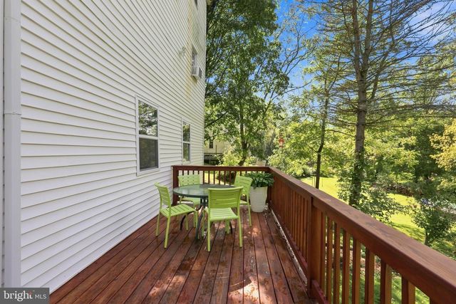 1883 CRALEY RD, Windsor, PA 17366