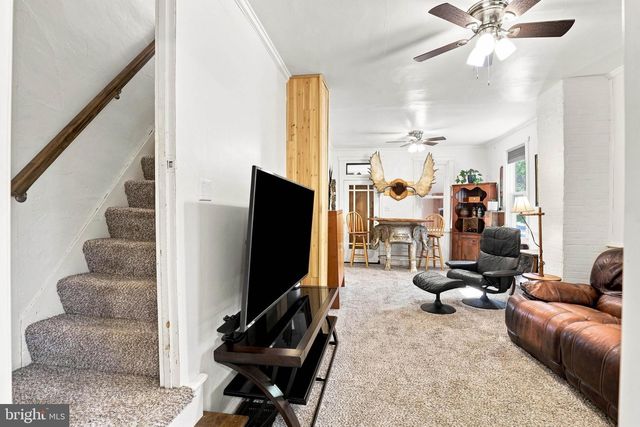 1883 CRALEY RD, Windsor, PA 17366