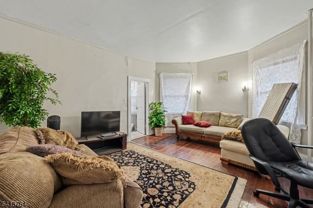 458 Fairview Ave, City Of Orange Twp., NJ 07050