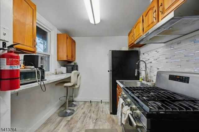 458 Fairview Ave, City Of Orange Twp., NJ 07050