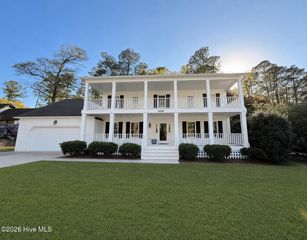 5608 Surrey Downs Court, Wilmington, NC 28403